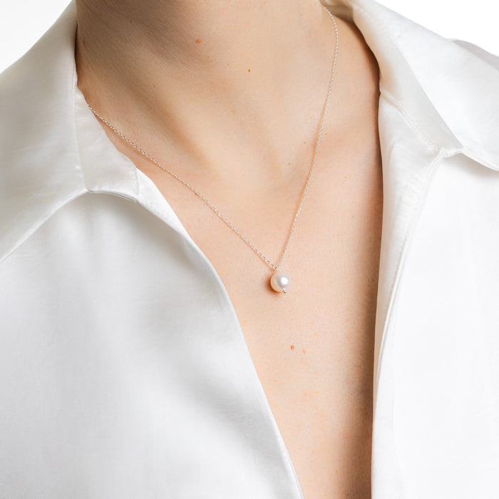 Sterling Silver Single Freshwater Pearl Necklace