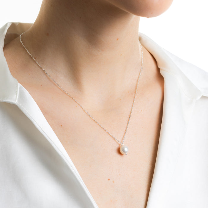 Sterling Silver Single Freshwater Pearl Necklace