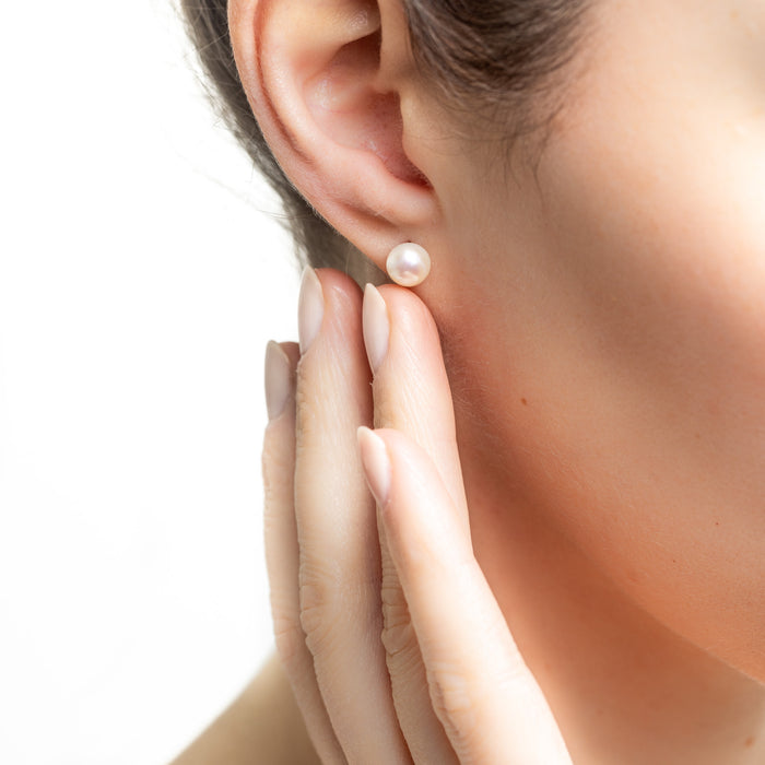 White Freshwater Pearl Stud Earrings Medium